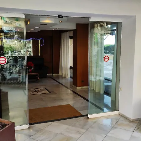 In First Line Apto 8-3 Apartman Marbella