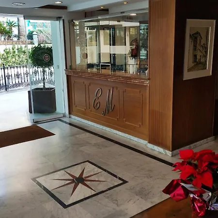 In First Line Apto 8-3 *