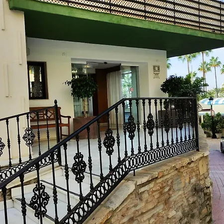 In First Line Apto 8-3 Marbella