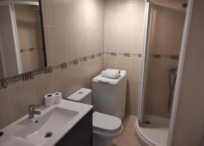 In First Line Apto 8-3 Apartament *