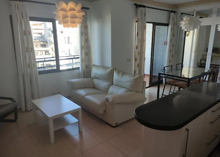 In First Line Apto 8-3 *