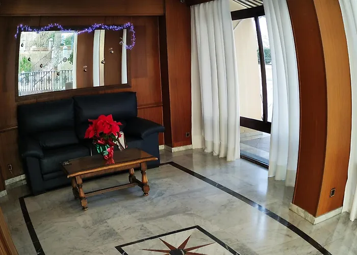 Apartament In First Line Apto 8-3 Marbella