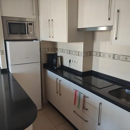 In First Line Apto 8-3 Appartamento Marbella